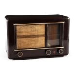 Philips radio in bakelite cabinet