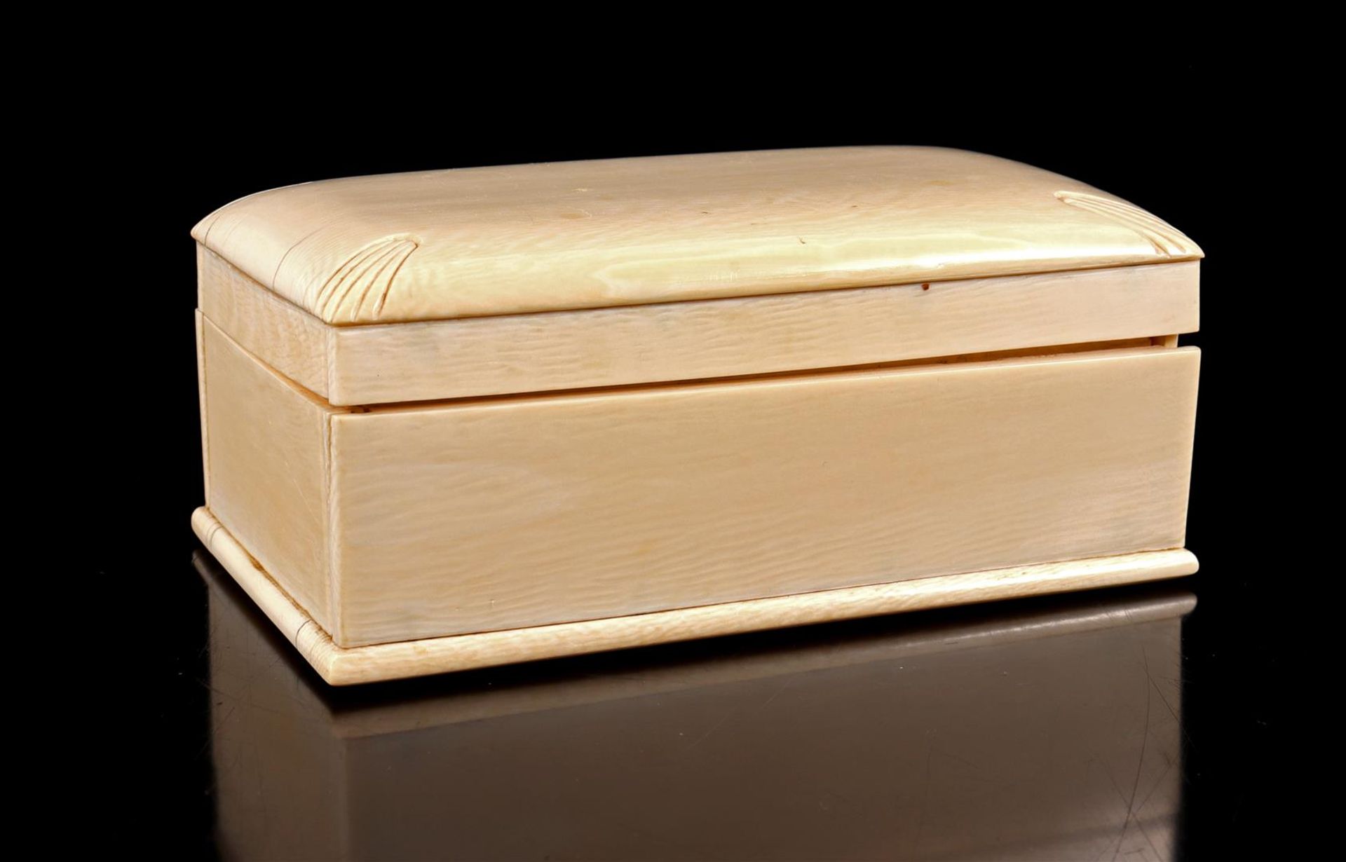 Rectangular ivory box with lid