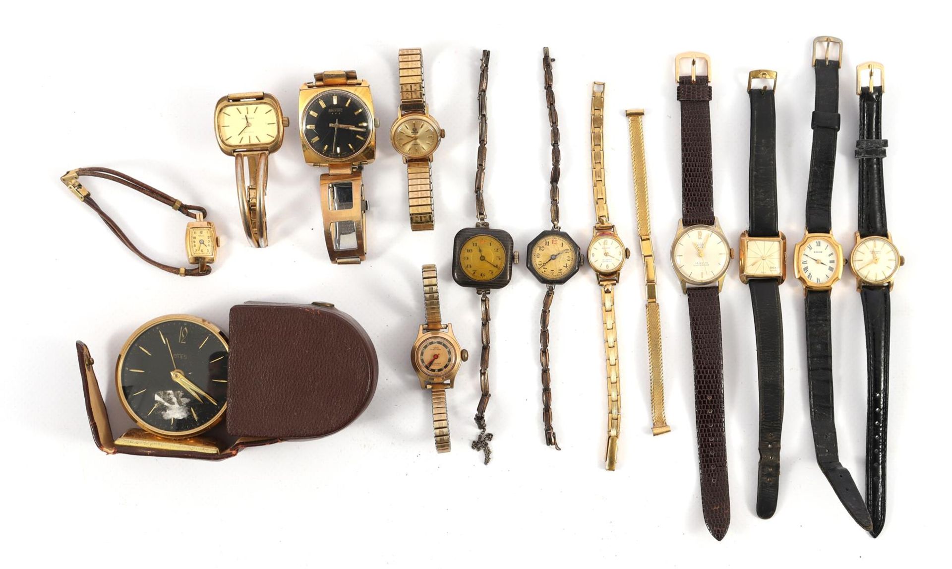 Lot b.u. 13 wristwatches