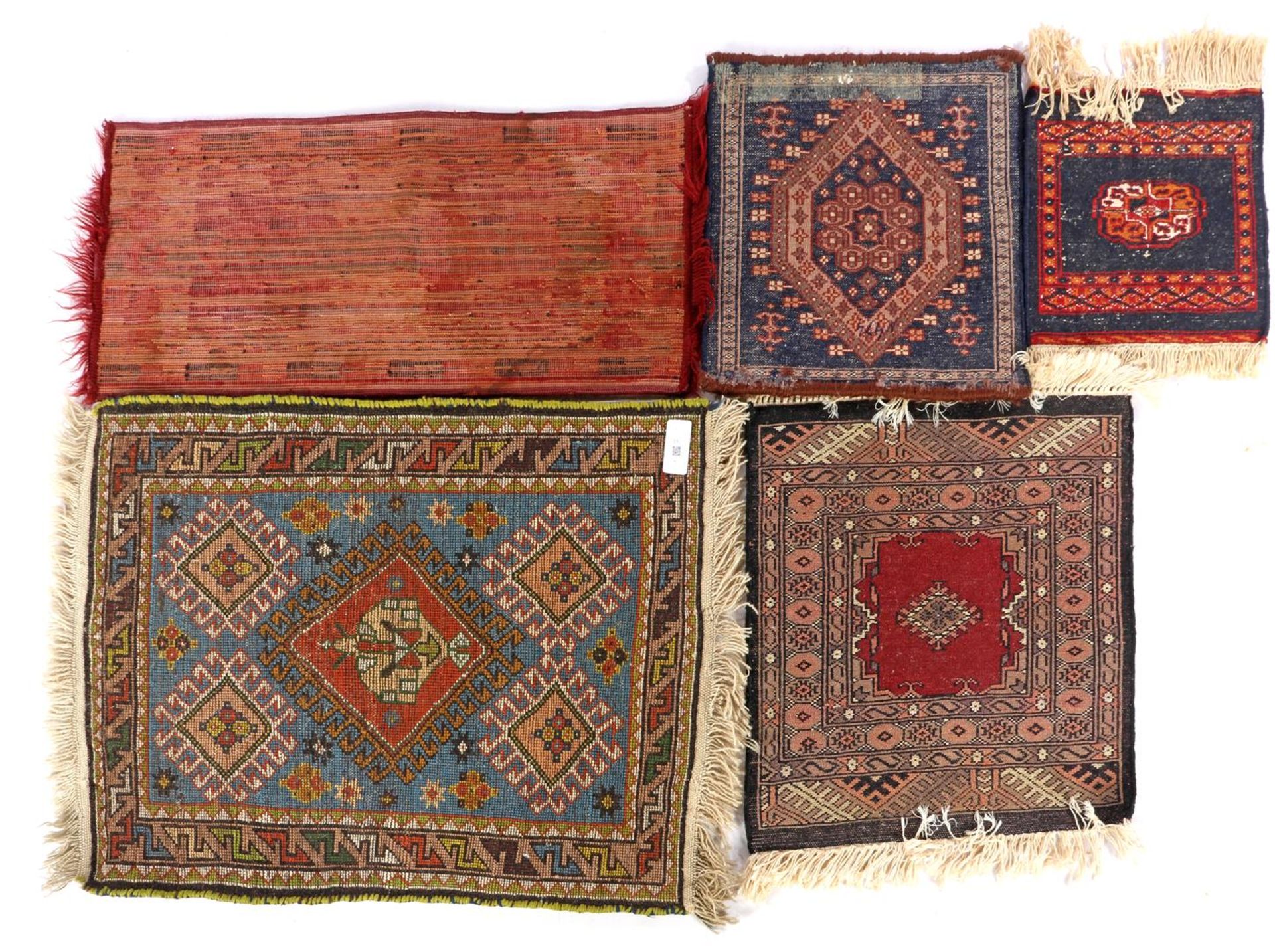 5 Wool rugs with oriental décor - Bild 2 aus 2