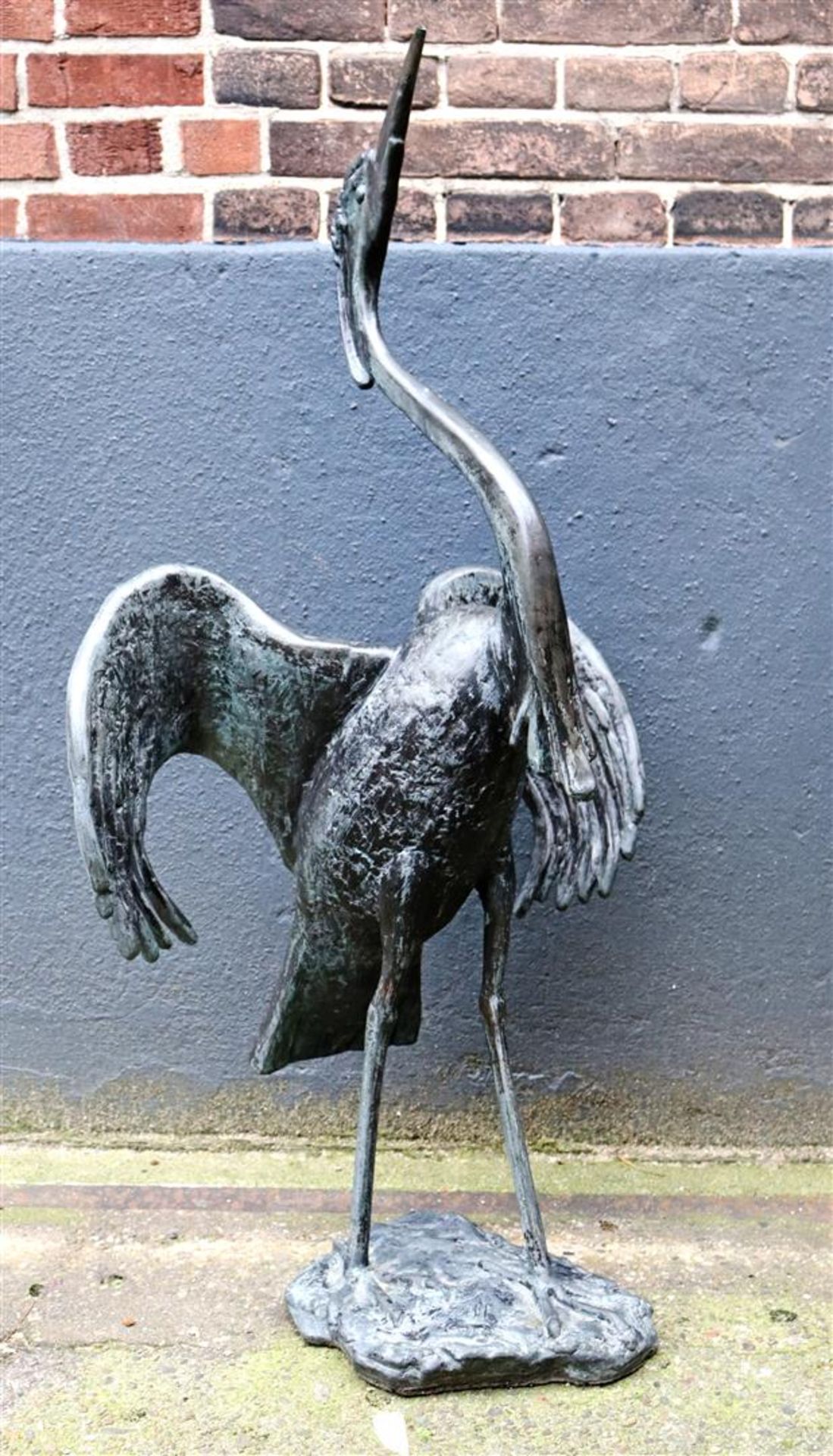 Decorative bronze statue of a heron