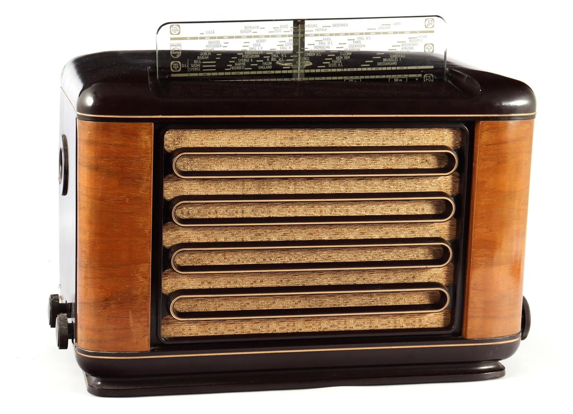 Philips radio in bakelite case