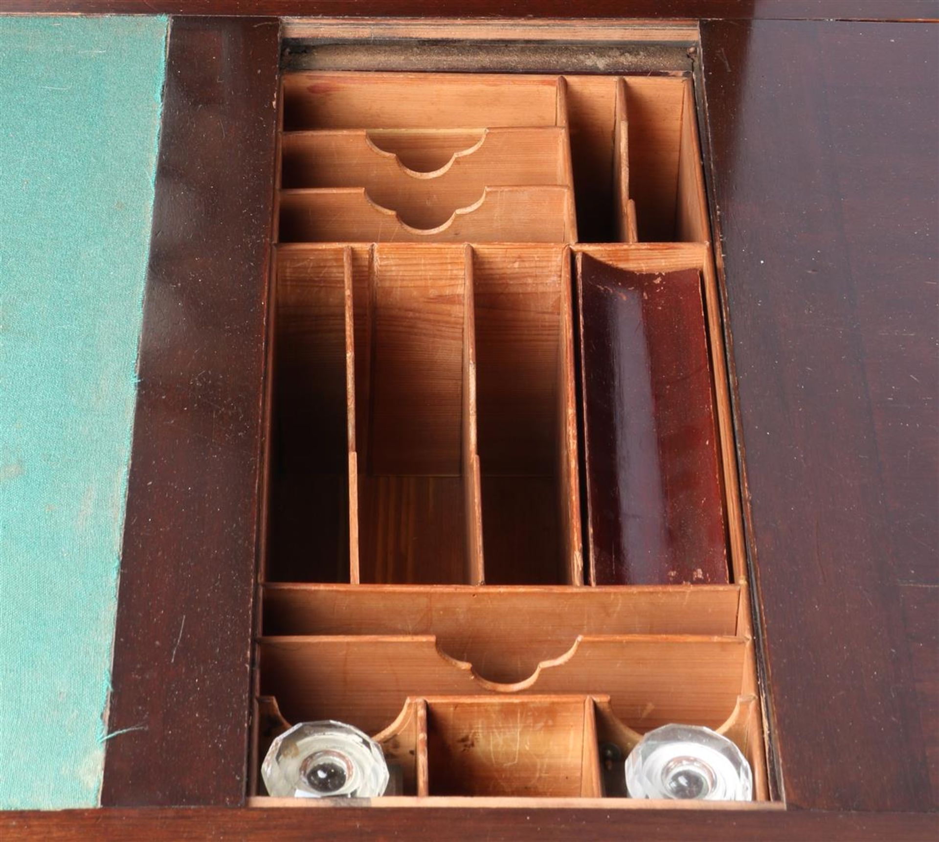 Mahogany desk with 2 drawers - Bild 2 aus 2