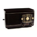 Philips radio in bakelite cabinet