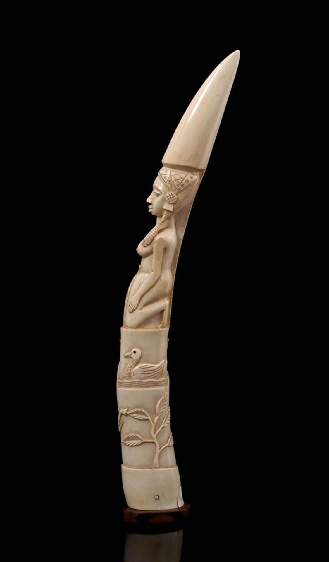 African fertility statue, woman with animals, Africa around 1930, 58 cm long, 1315 grams. With certi - Image 2 of 2