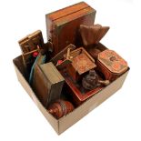 Box with wooden box for painting supplies, tin, tobacco jar, tea box, wooden sculpture, nutcracker e
