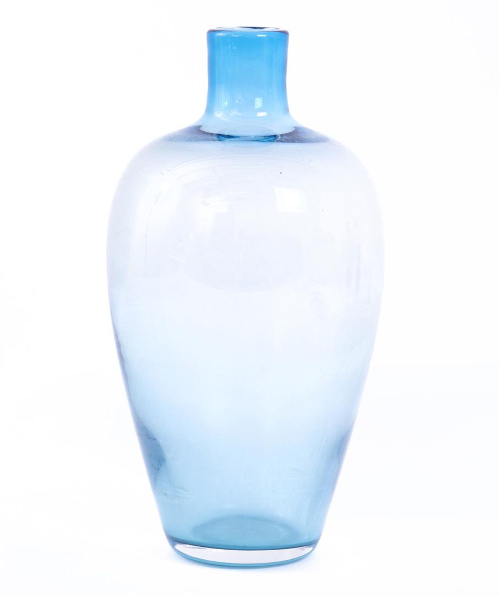Design Floris Meydam, blue glass vase 27.5 cm high, 15 cm diameter