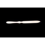 Ivory letter opener, Europe around 1880, 18.5x2 cm, 17.3 grams. With certificate