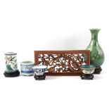 Oriental green glazed porcelain vase 27 cm high, roller vase with polychrome decoration 13 cm high (