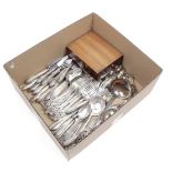 Box with Gero design Georg Nilsson plate cutlery, tobacco box and various spoons