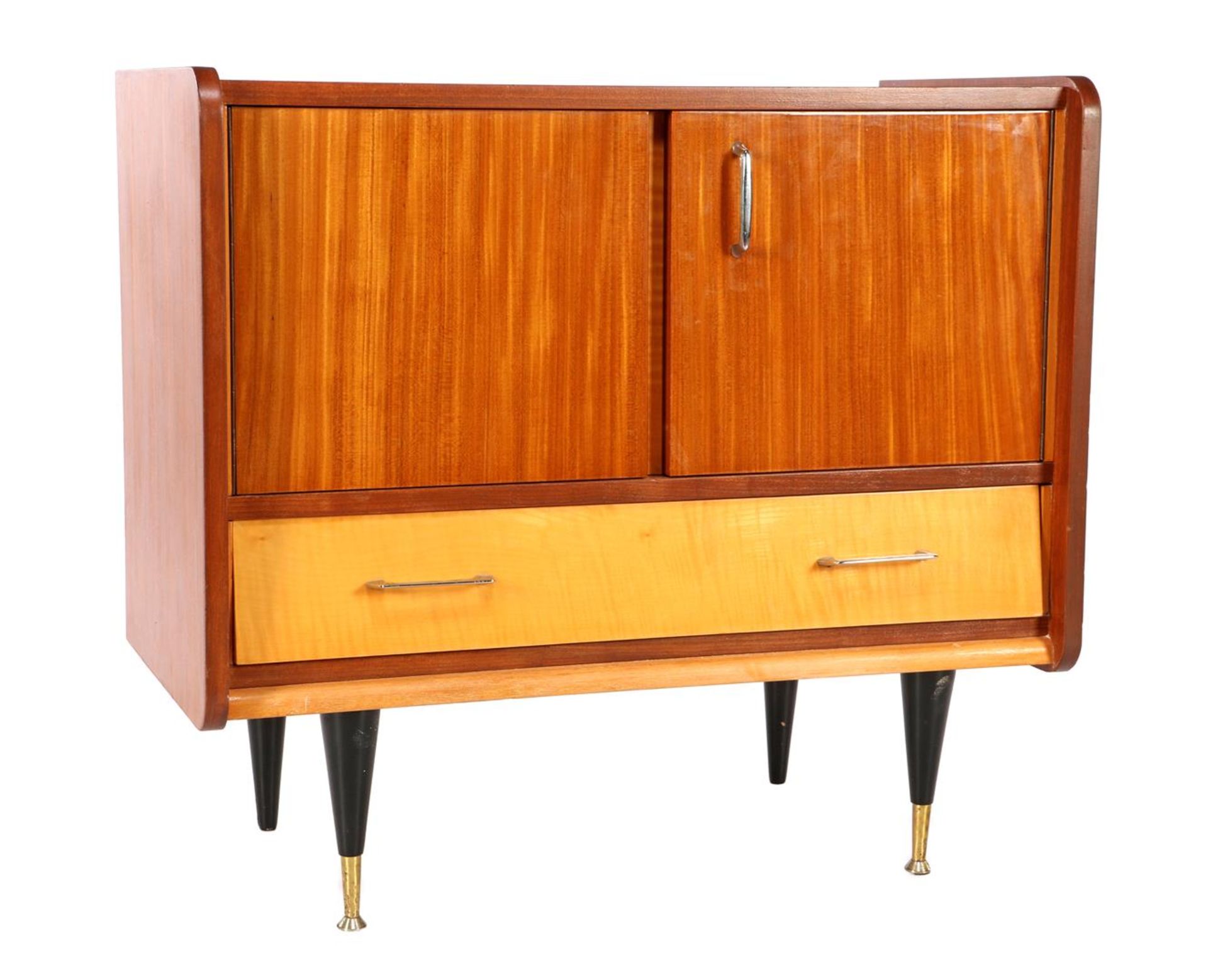 1970s walnut veneer 2-door cabinet