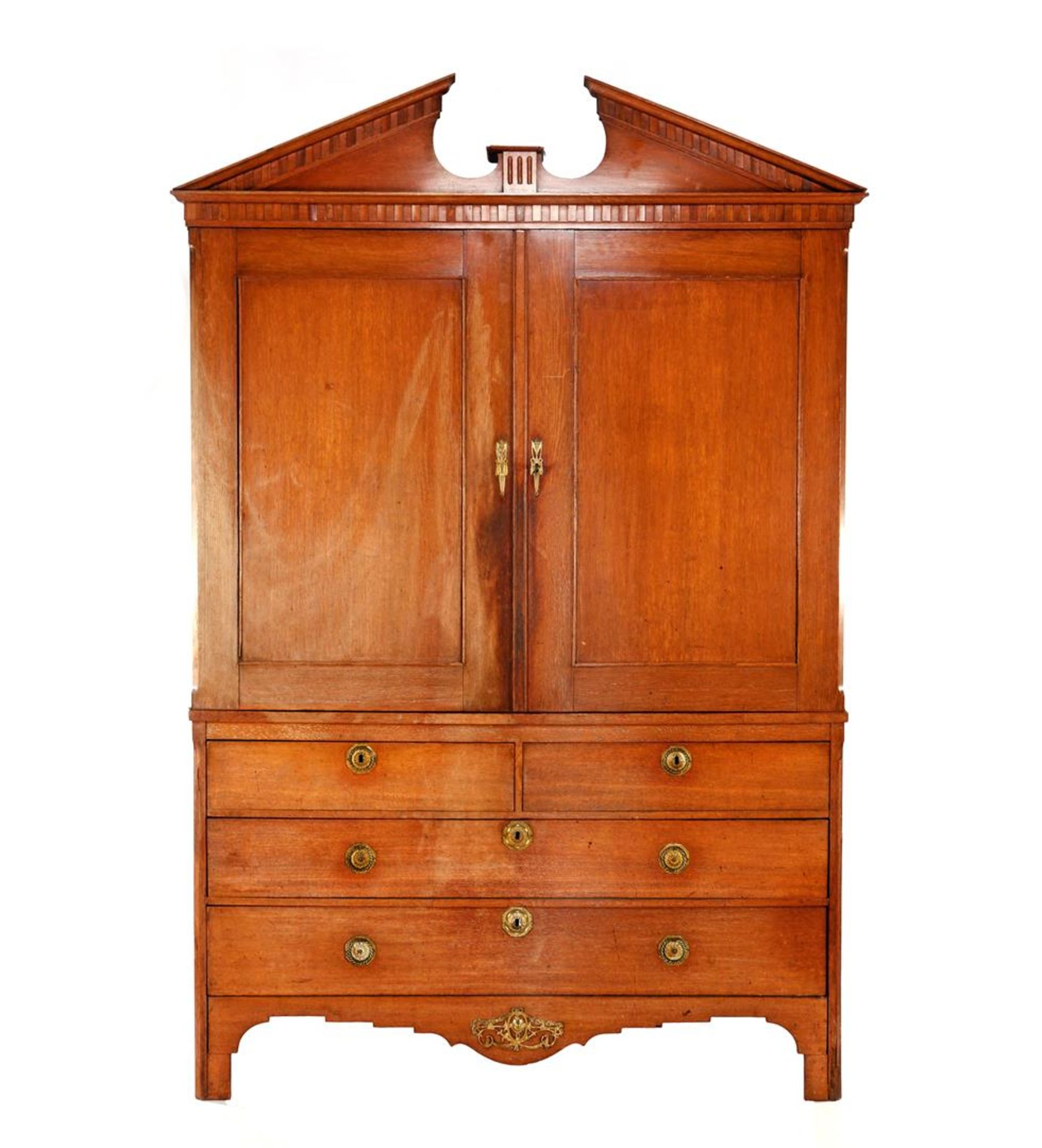 Oak cabinet with tympanum shade, early 19th century