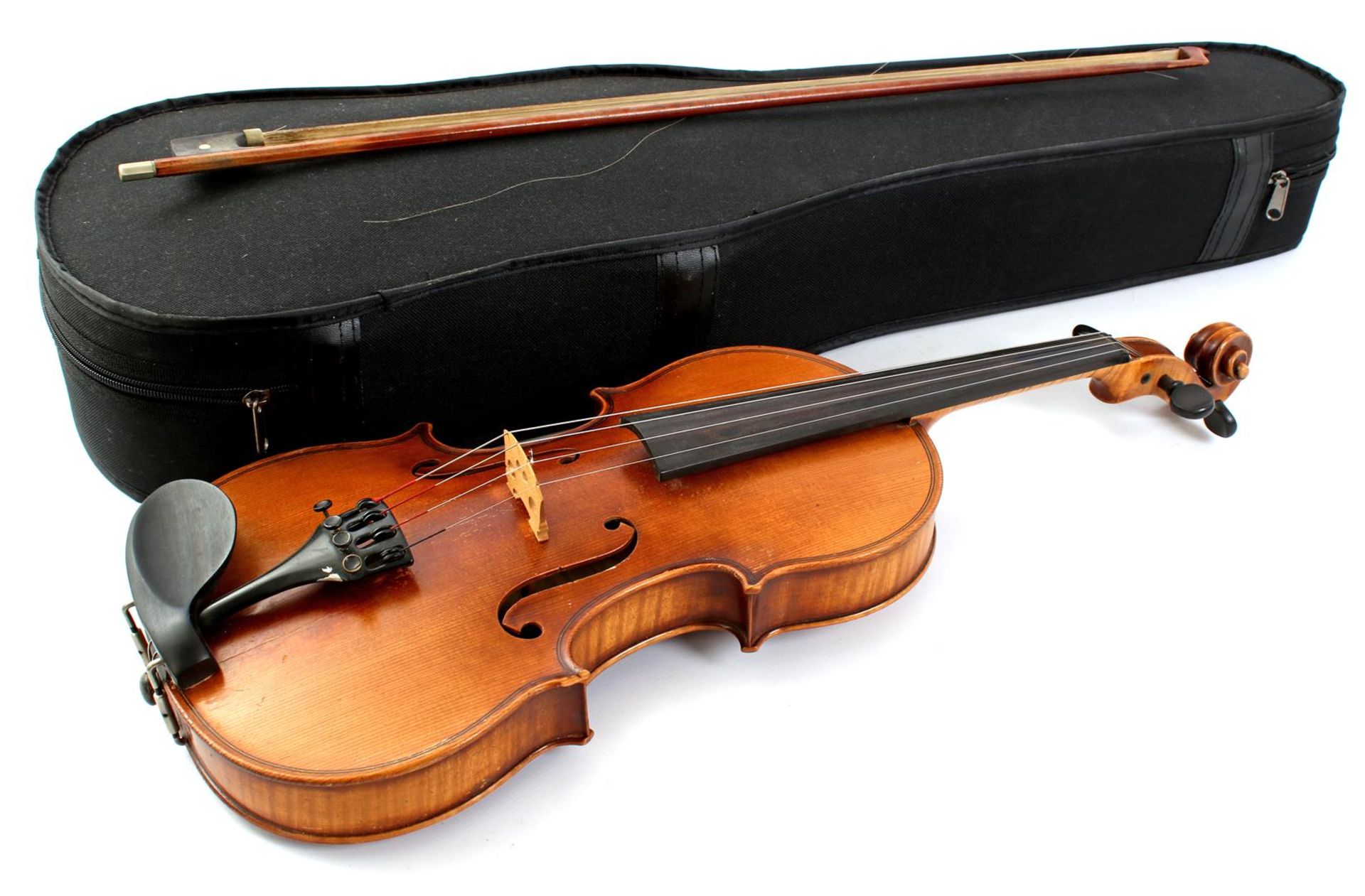 Violin with bow in case marked Rodolfo Fredi