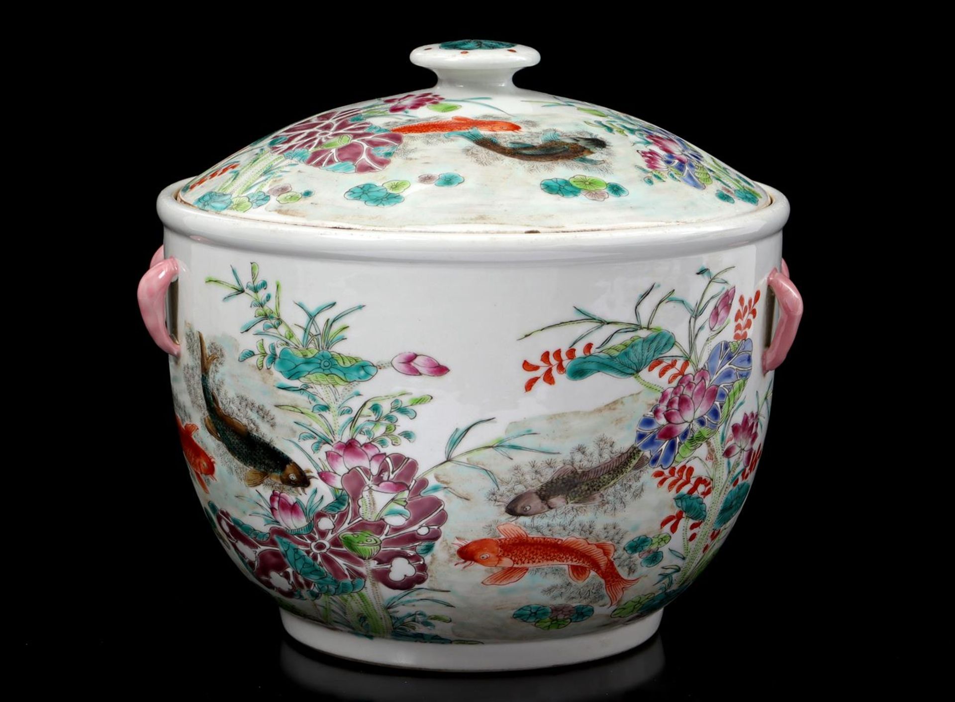 Oriental porcelain pot with lid decorated with flowers and fish, 23 cm high