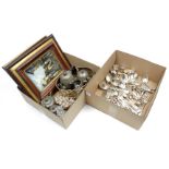 Box with paintings, tin, crystal, plate, stone bunch of grapes and commemorative tokens and box with