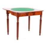 Mahogany veneer gaming table