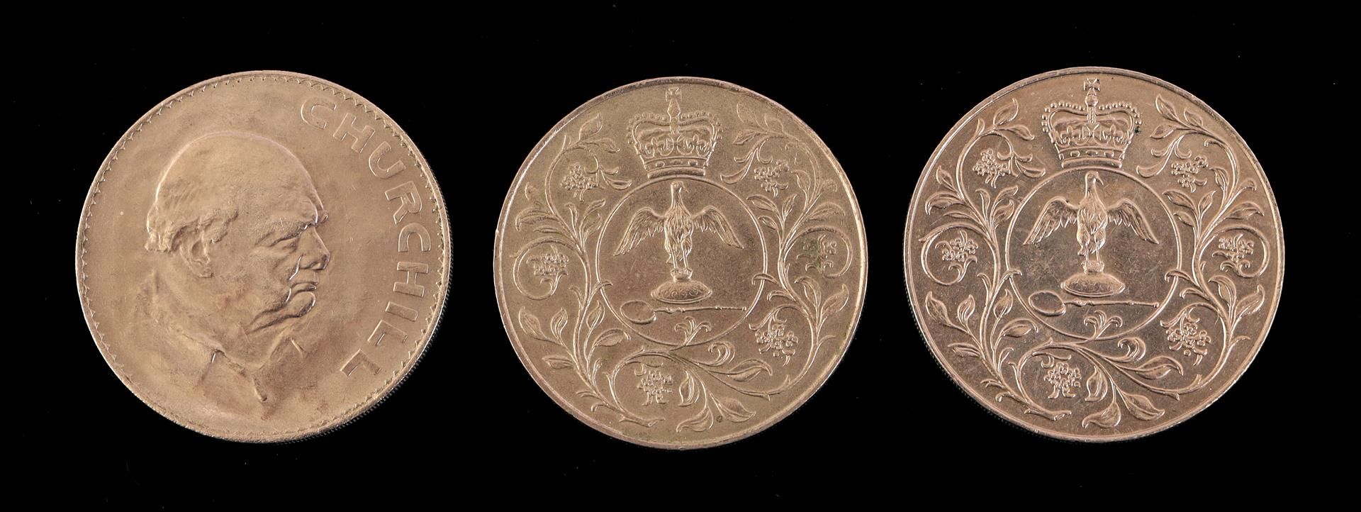 3 English commemorative coins - Image 2 of 2