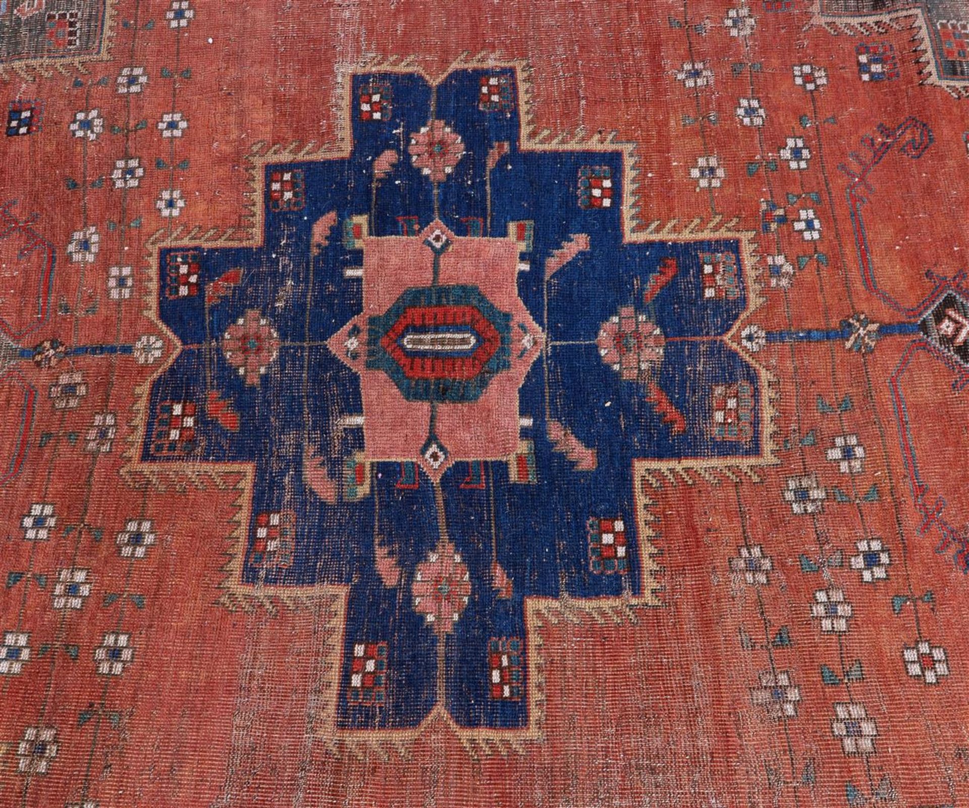 Hand-knotted wool carpet - Image 5 of 5