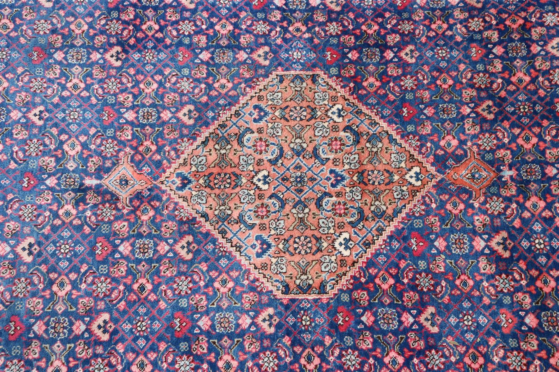 Hand-knotted wool carpet - Image 4 of 4