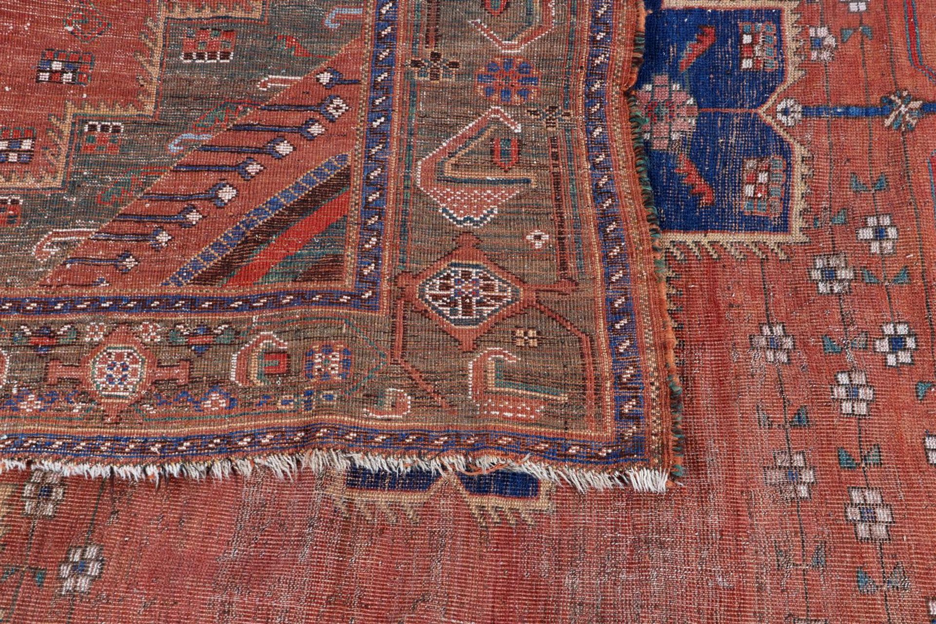 Hand-knotted wool carpet - Image 4 of 5