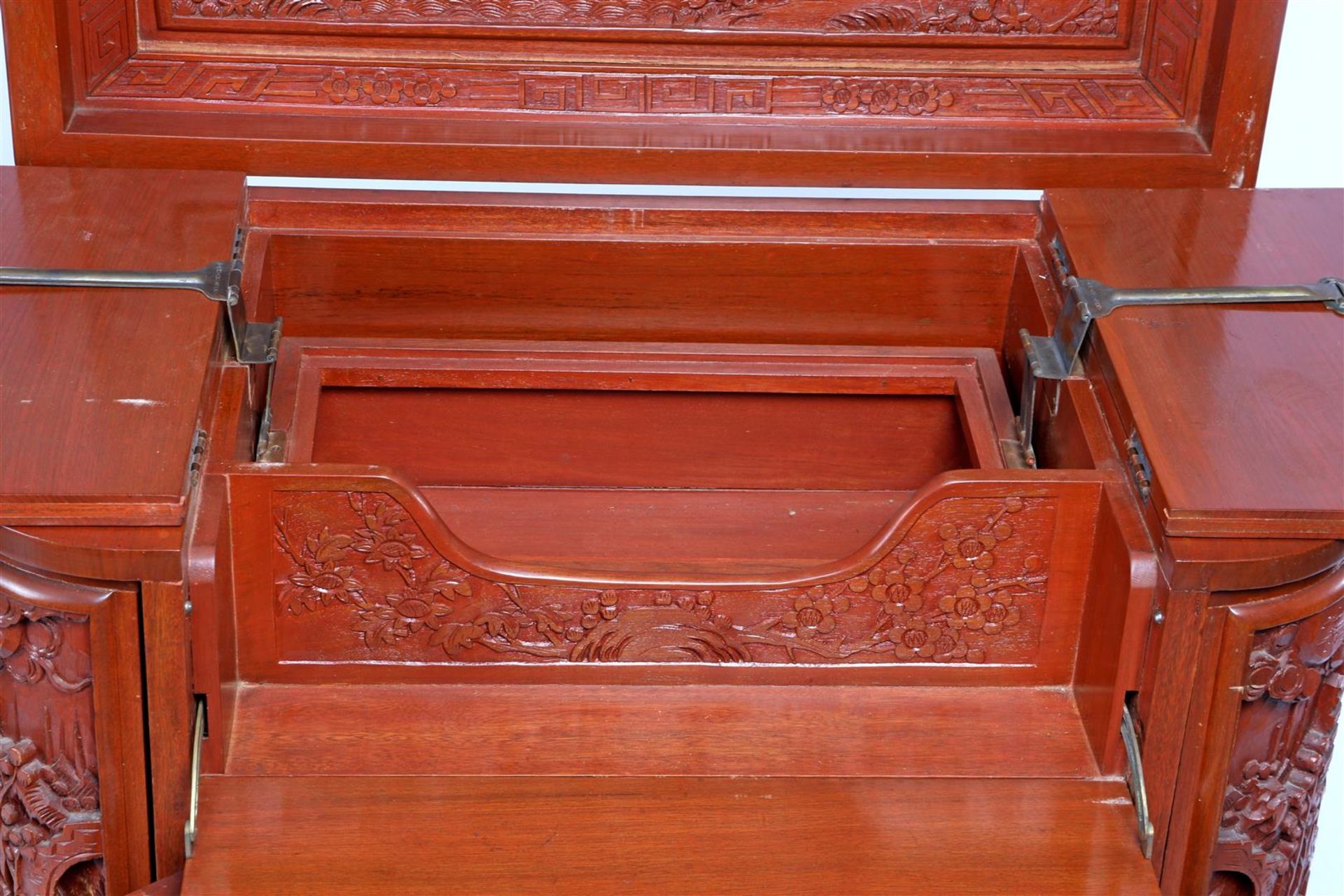 Oriental bar furniture - Image 3 of 6