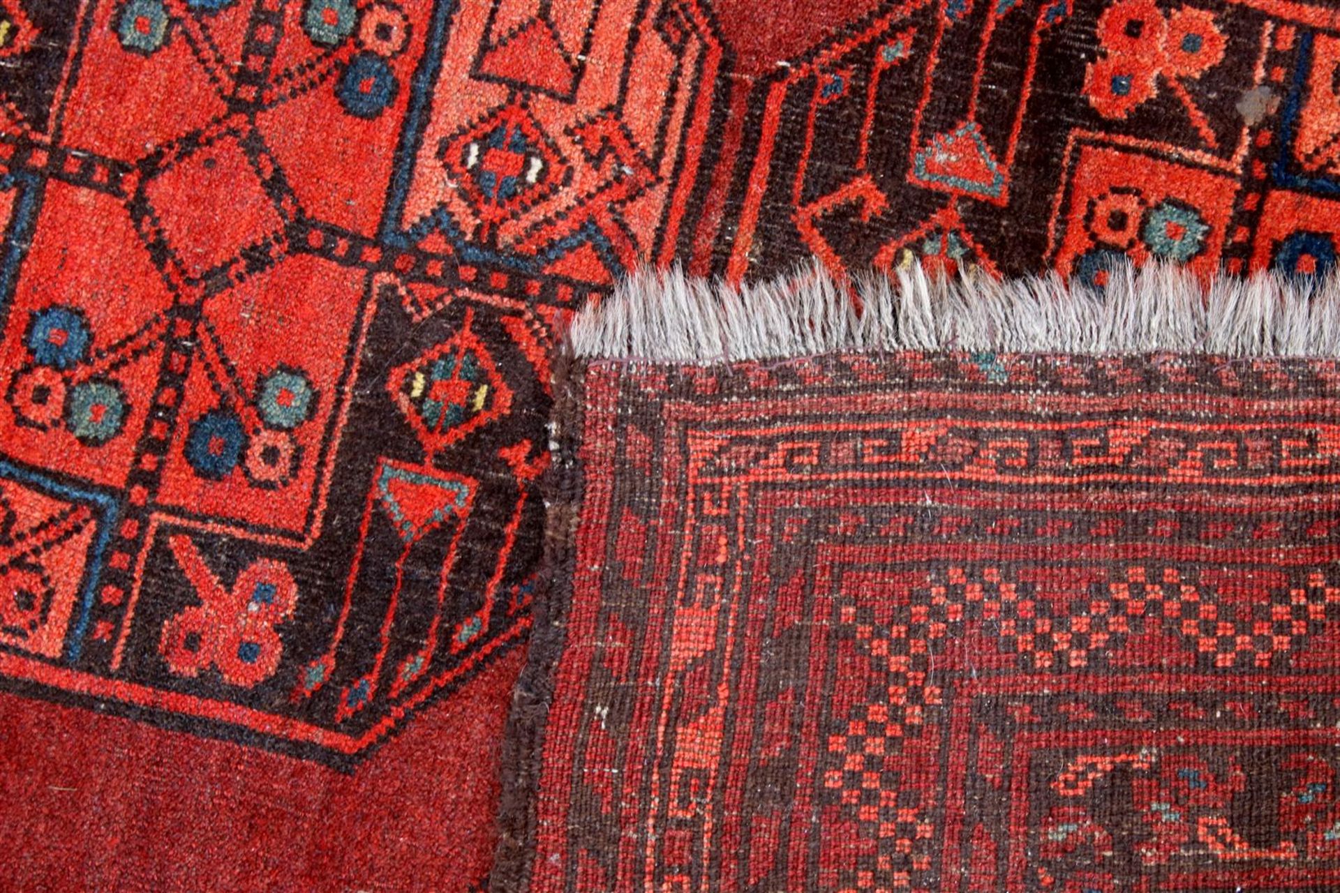 Hand-knotted wool carpet - Image 2 of 3