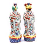 1 pair of standing divine figures