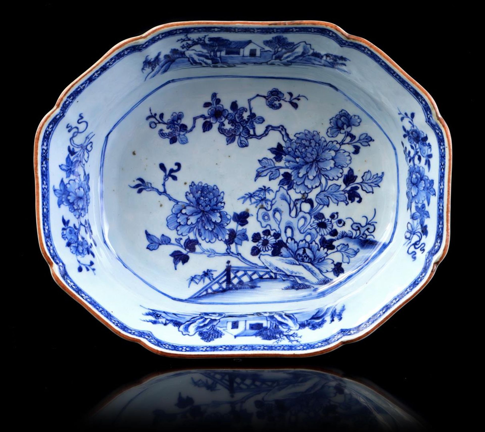 Octagonal porcelain dish 