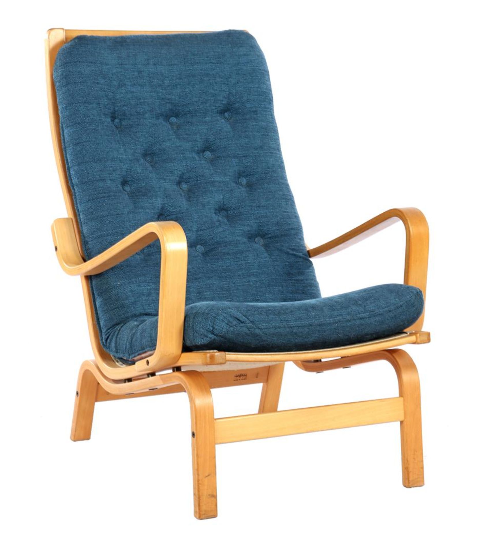 Curved beech wood lounge chair 