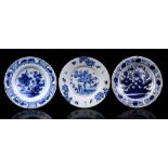 3 earthenware dishes with blue decor
