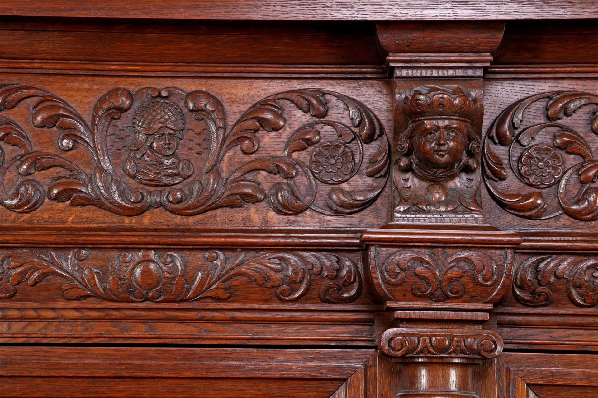 Sculpture cabinet - Image 5 of 7