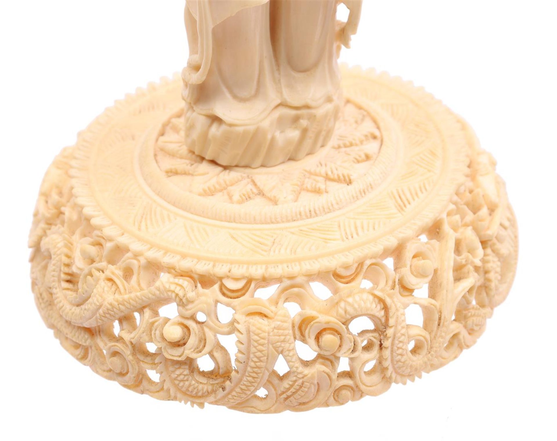 Richly carved ivory ball - Image 3 of 9