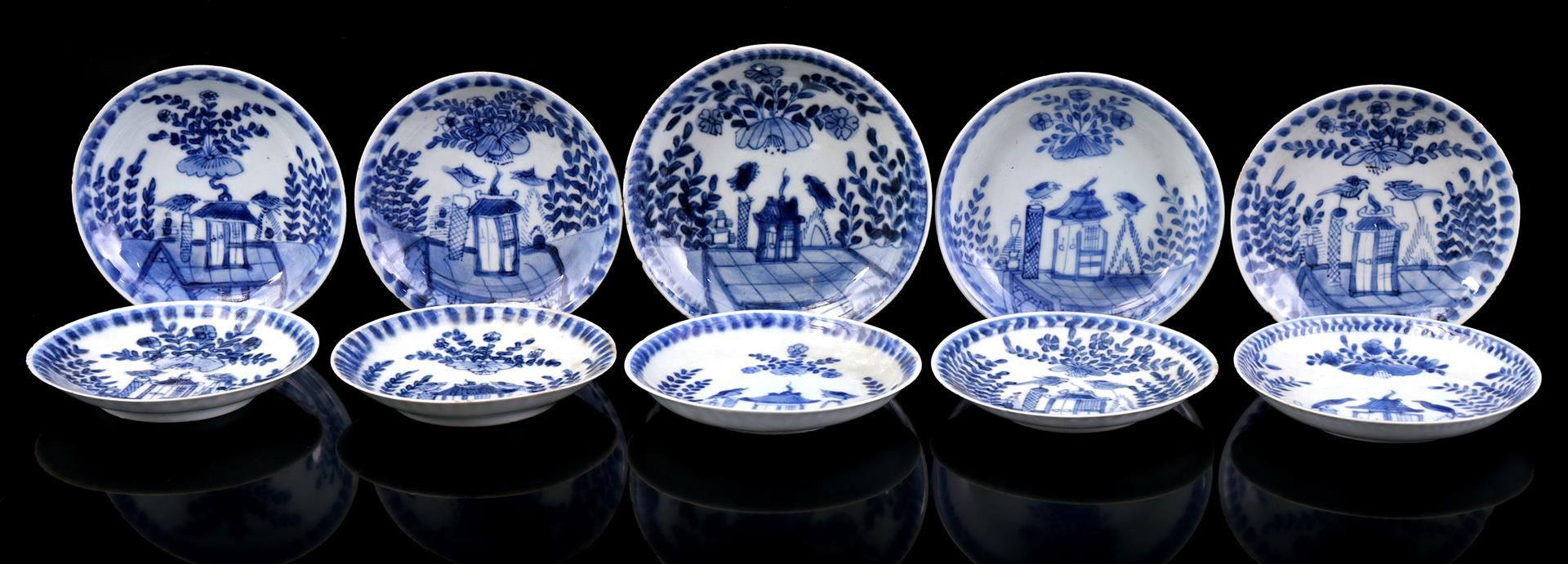 10 porcelain dishes