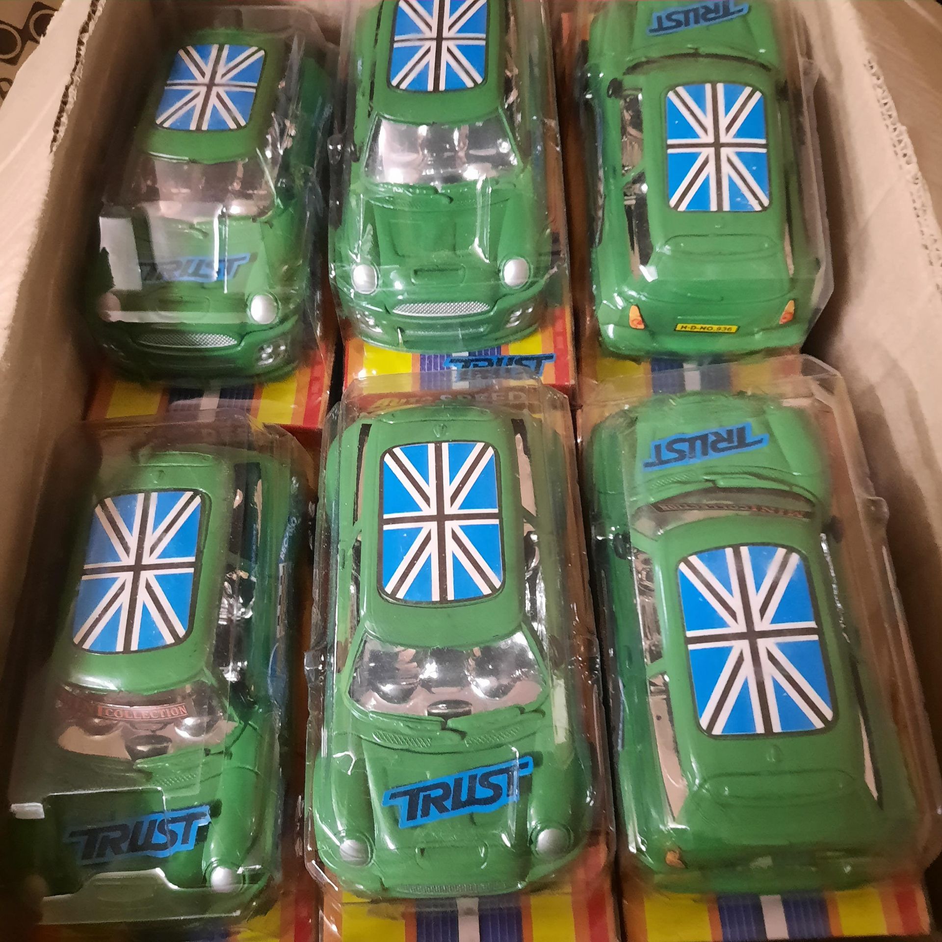 X 24 BRAND NEW MINI COLLECTION AUTO SPEED CAR TOYS GREEN.