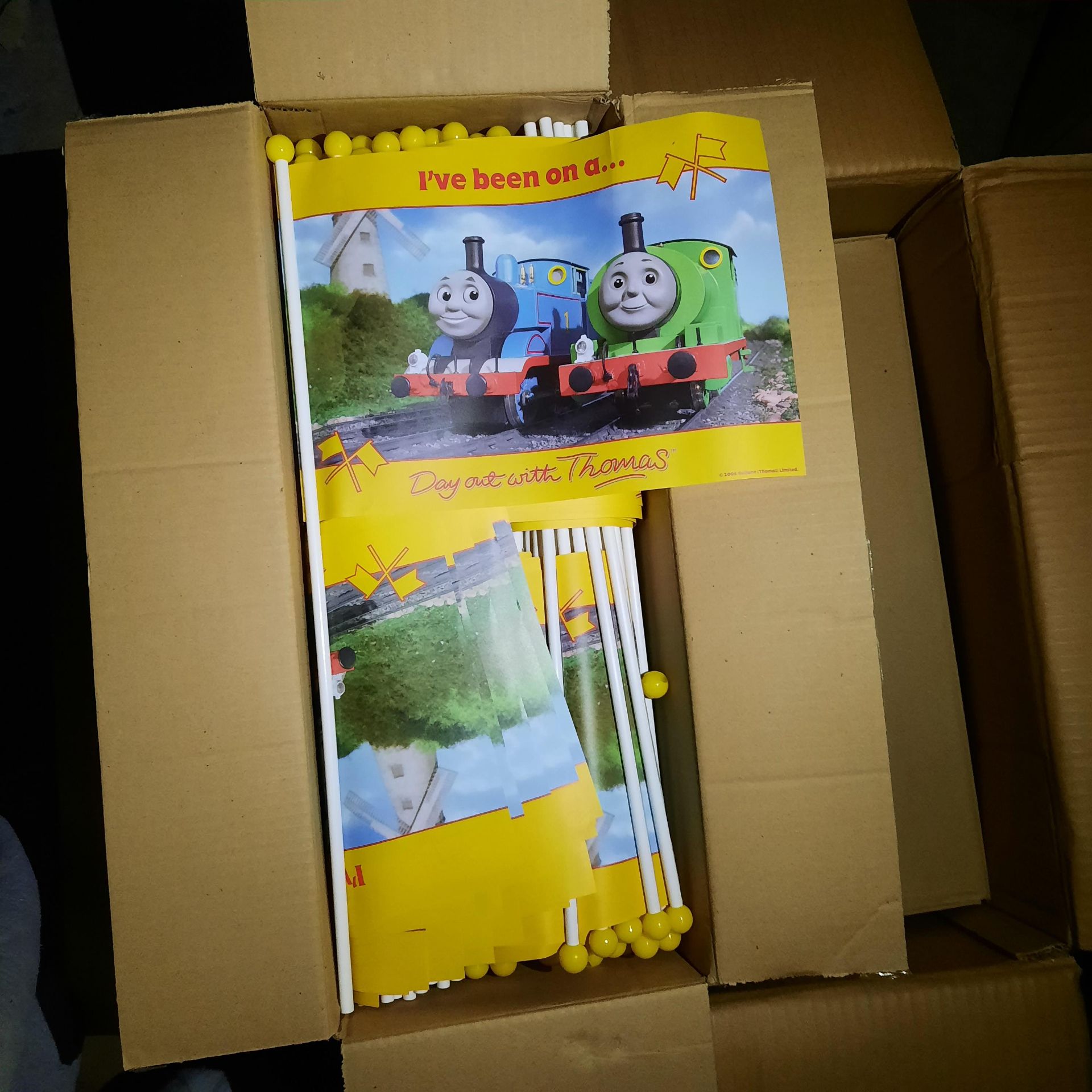 X 300 NEW THOMAS & FRIENDS WAVING FLAGS GIVEN A TOTAL OF 2400 FLAGS. TOTAL RRP £150