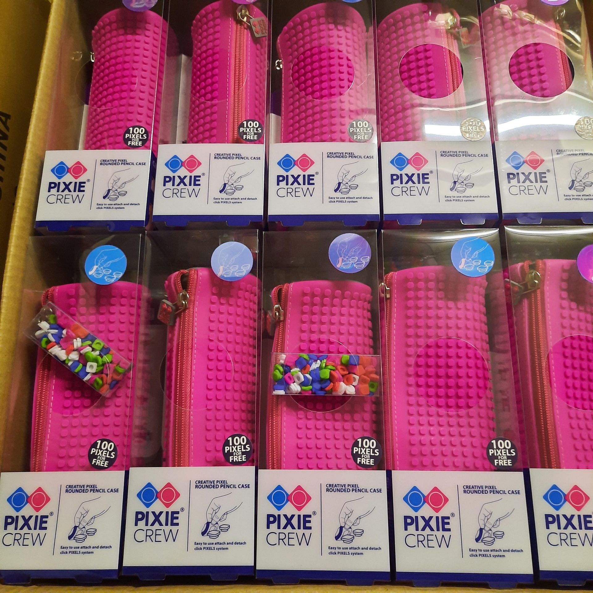 X 3 BRAND NEW PIXEL CREW CREATIVE ROUNDED PENCIL CASE WITH 100 PIXIE FOR FREE - PINK. TOTAL RRP £