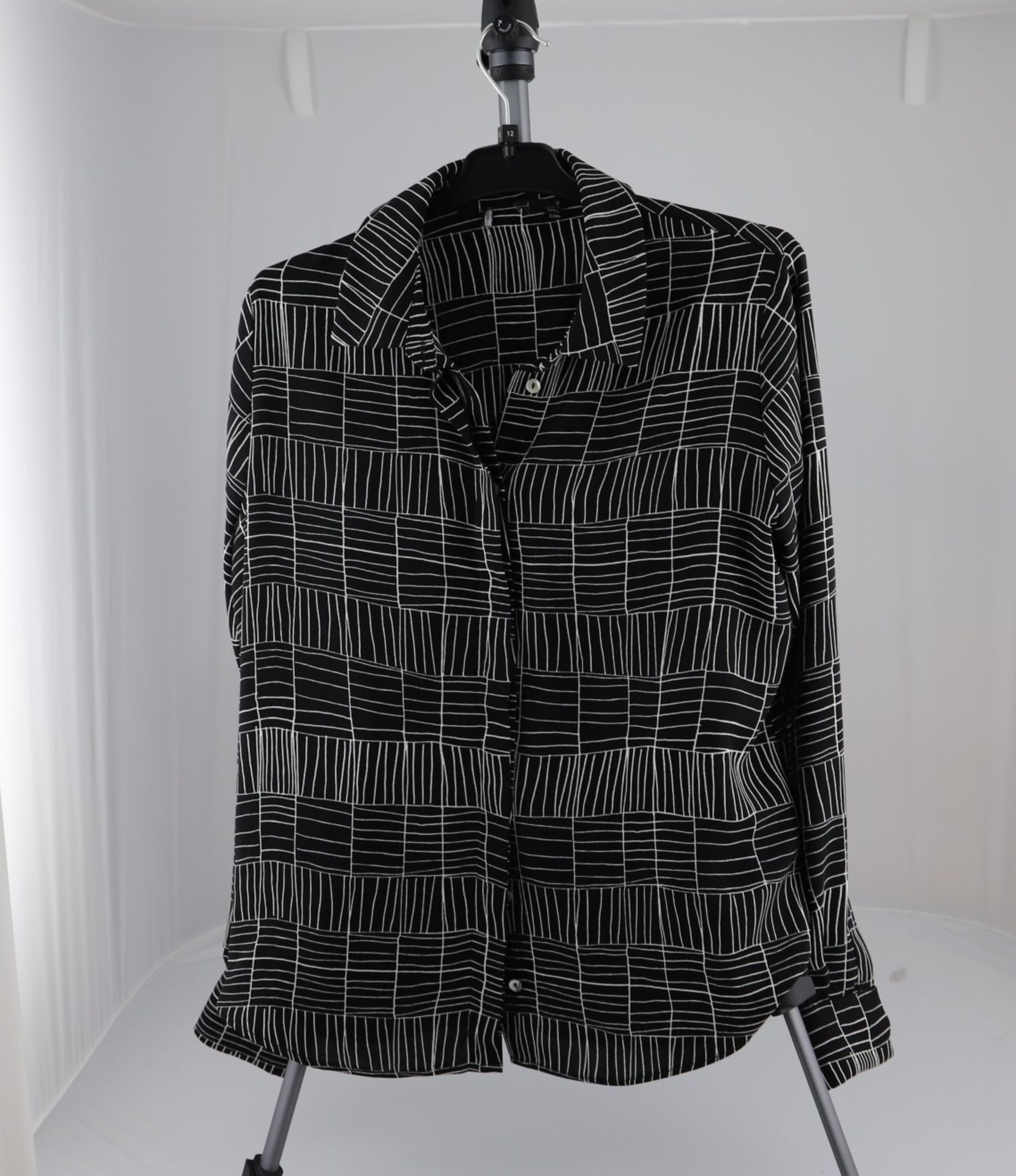 1 x mixed pallet =307 items of Grade A Marks and Spencer Womenswear Clothing. Approx Total RRP £4999 - Image 7 of 12