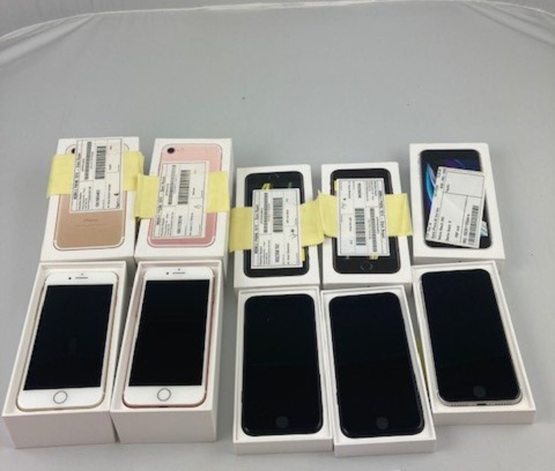 Box of 5 Apple Iphones. Latest selling price £1197.00*