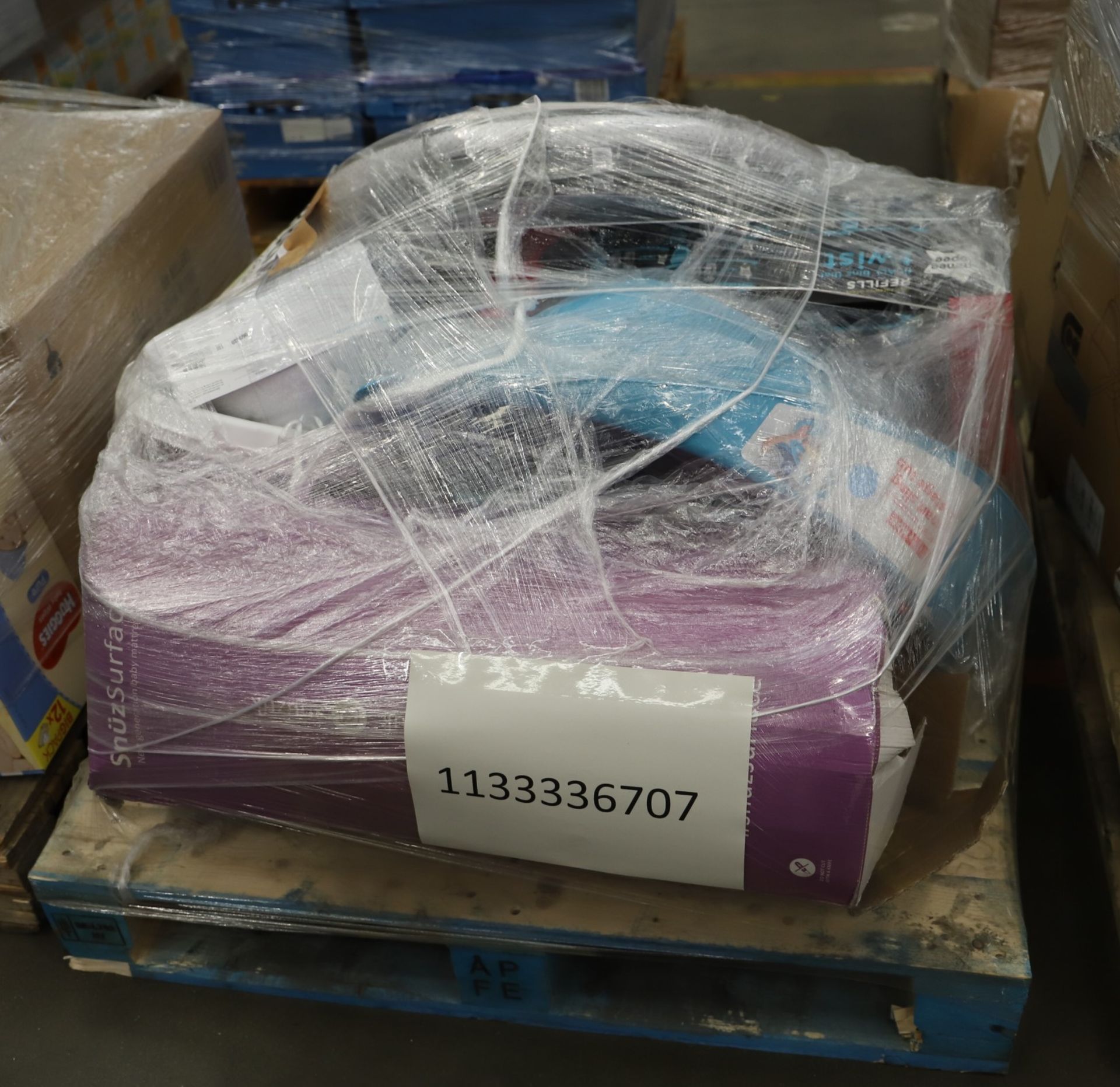 Mixed Pallet of 18 items, Brands include Nuby, Skip Hop & Pampers.Total RRP Approx £490.00