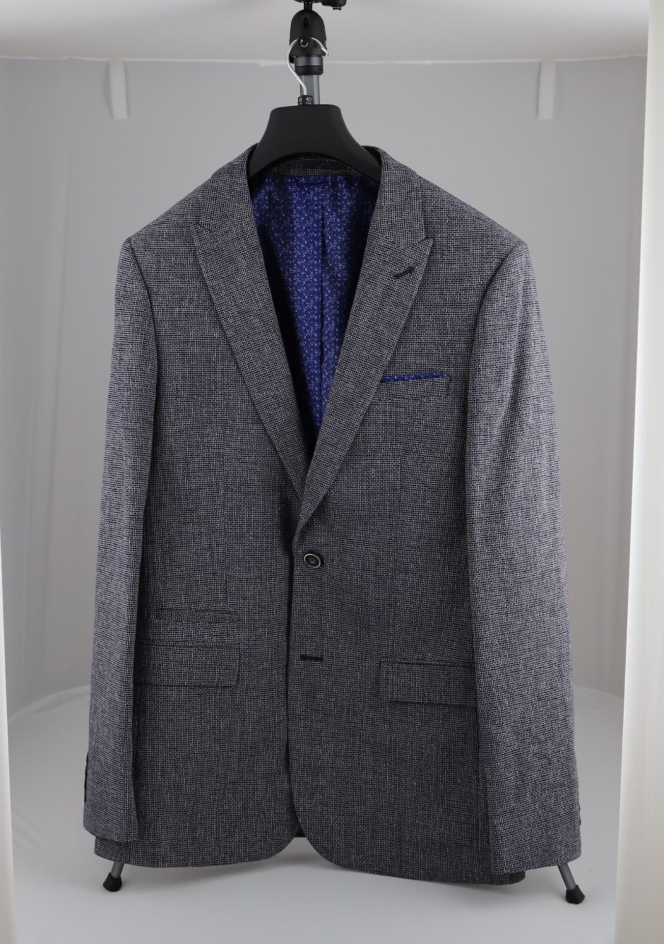 1 x mixed pallet = 175 items of Grade A Marks and Spencer Menswear Clothing. Approx Total RRP £7,139 - Image 2 of 6