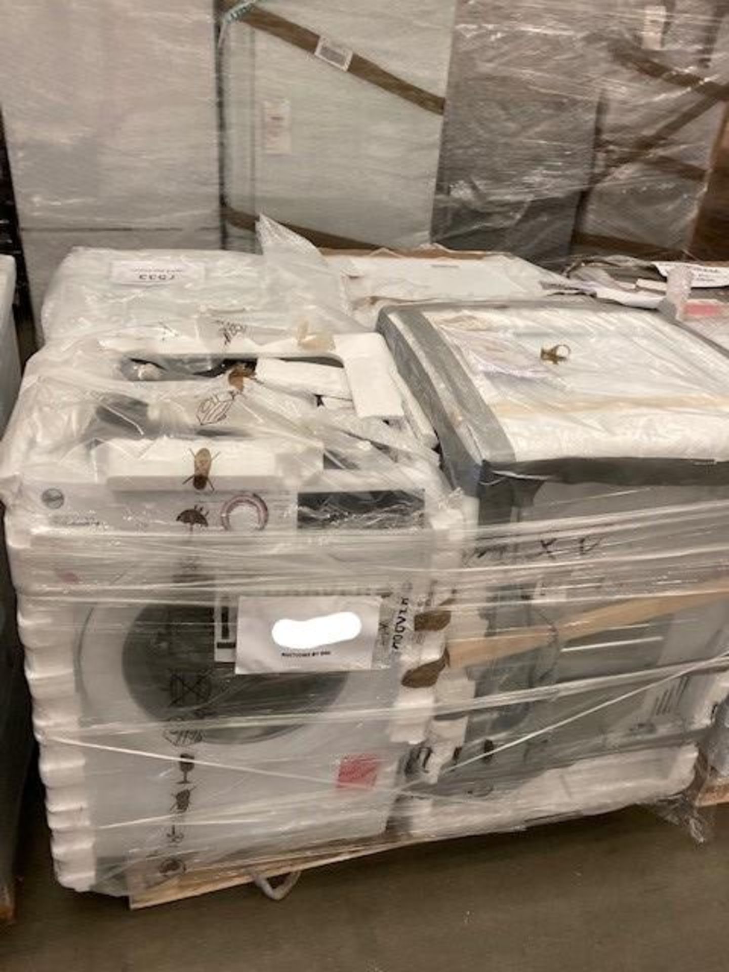 Pallet of Mixed White Goods. Brands include BEKO, HOOVER & CANDY. Latest selling price £1020.00 - Image 3 of 3