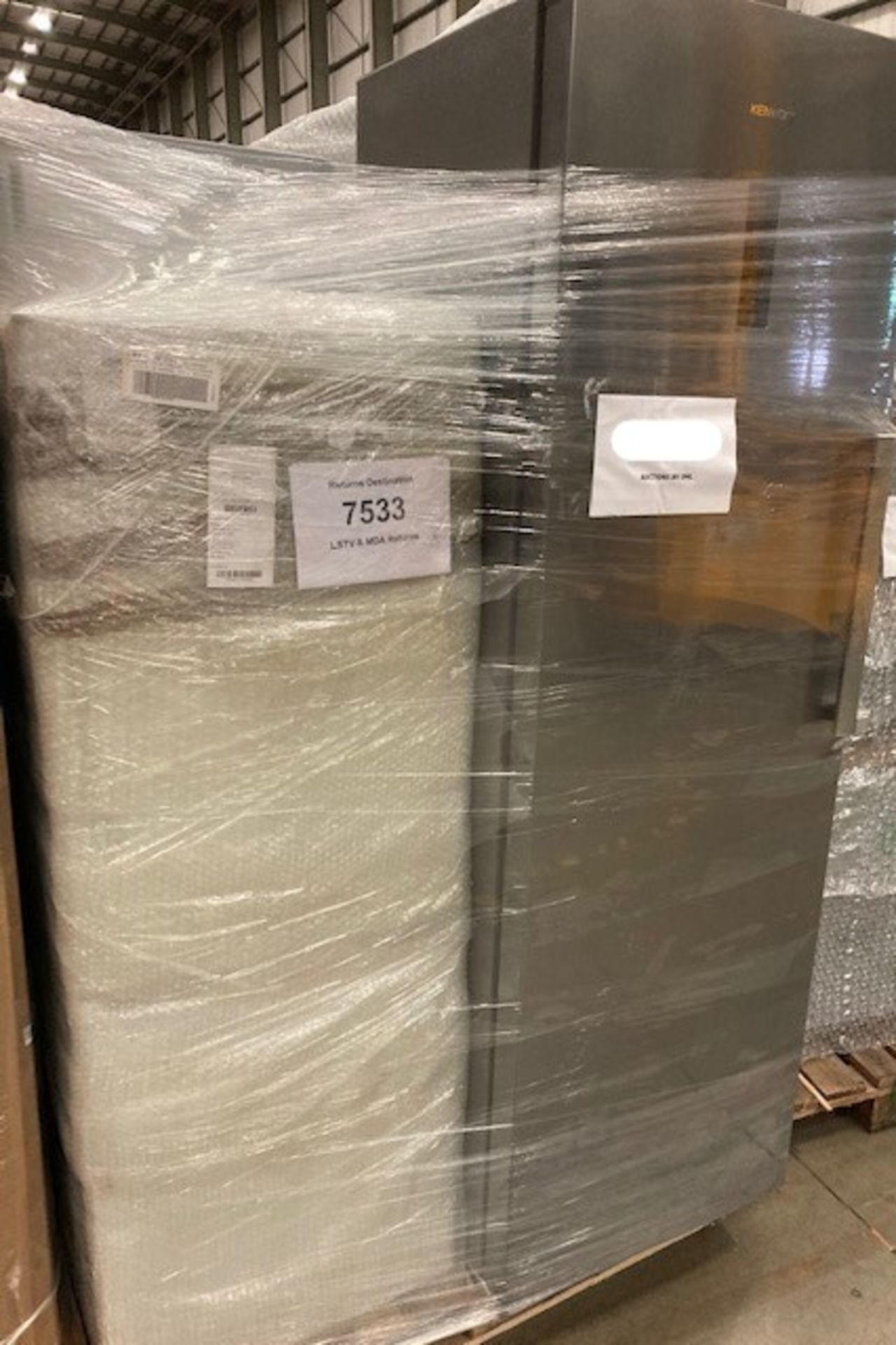 Pallet of Fridge Freezers. Brands include KENWOOD & Logik. Latest selling price £1228.97 - Image 3 of 3