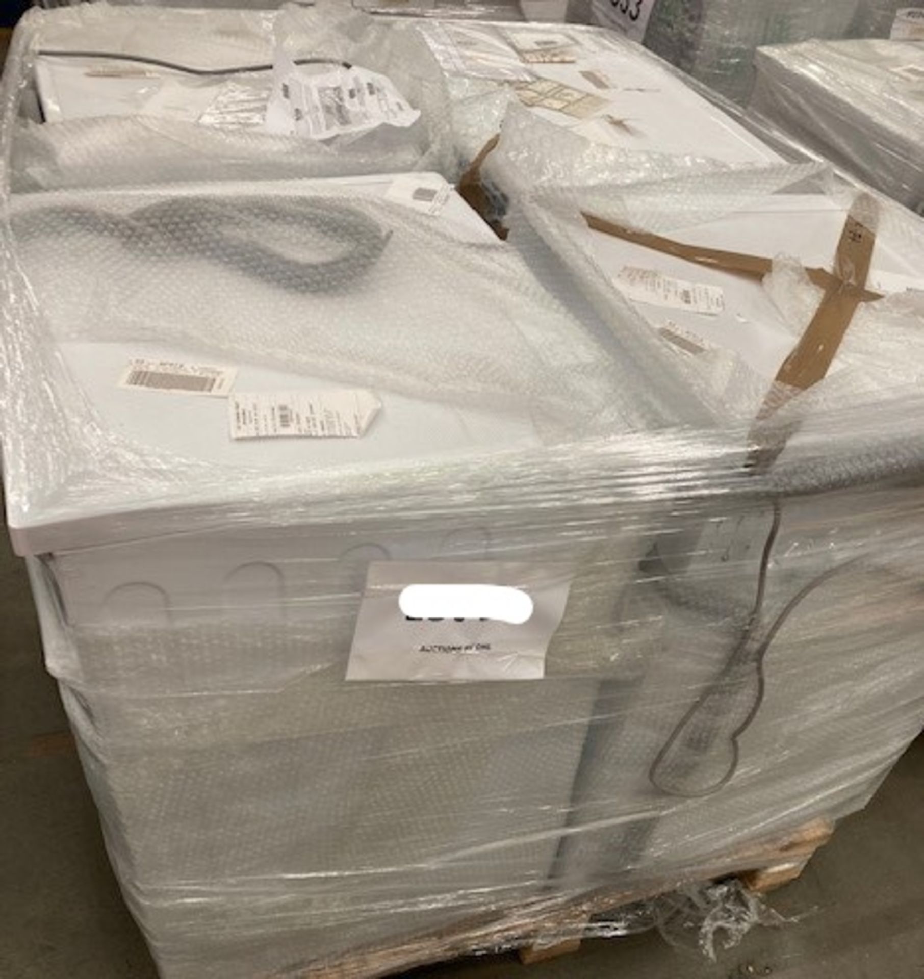 Pallet of Mixed Laundry Goods. Brands include Logik. Latest selling price £919.94 - Image 3 of 3