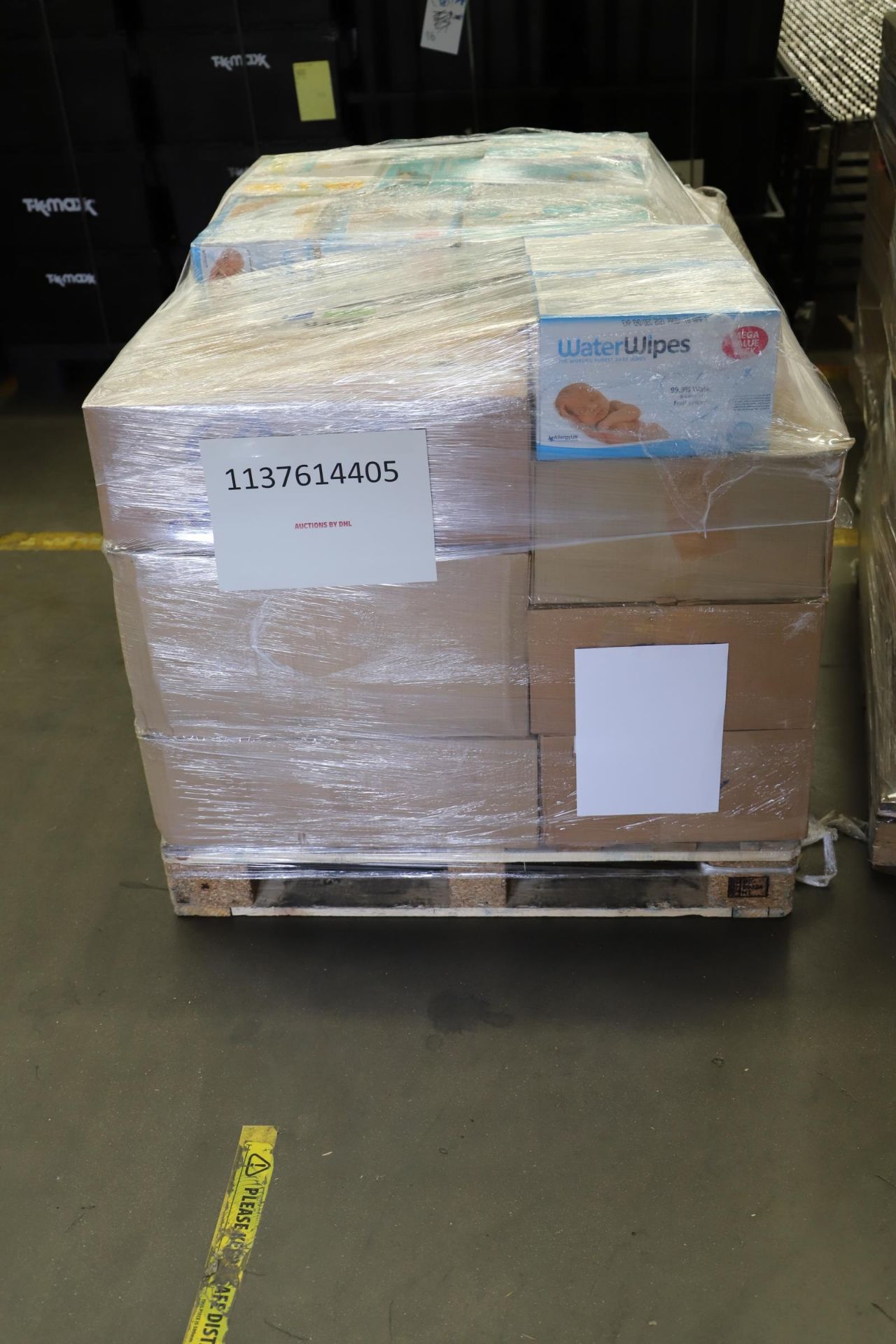 Mixed Pallet of 843 items, Brands include Babybjorn & Frozen. Total RRP Approx £9,189