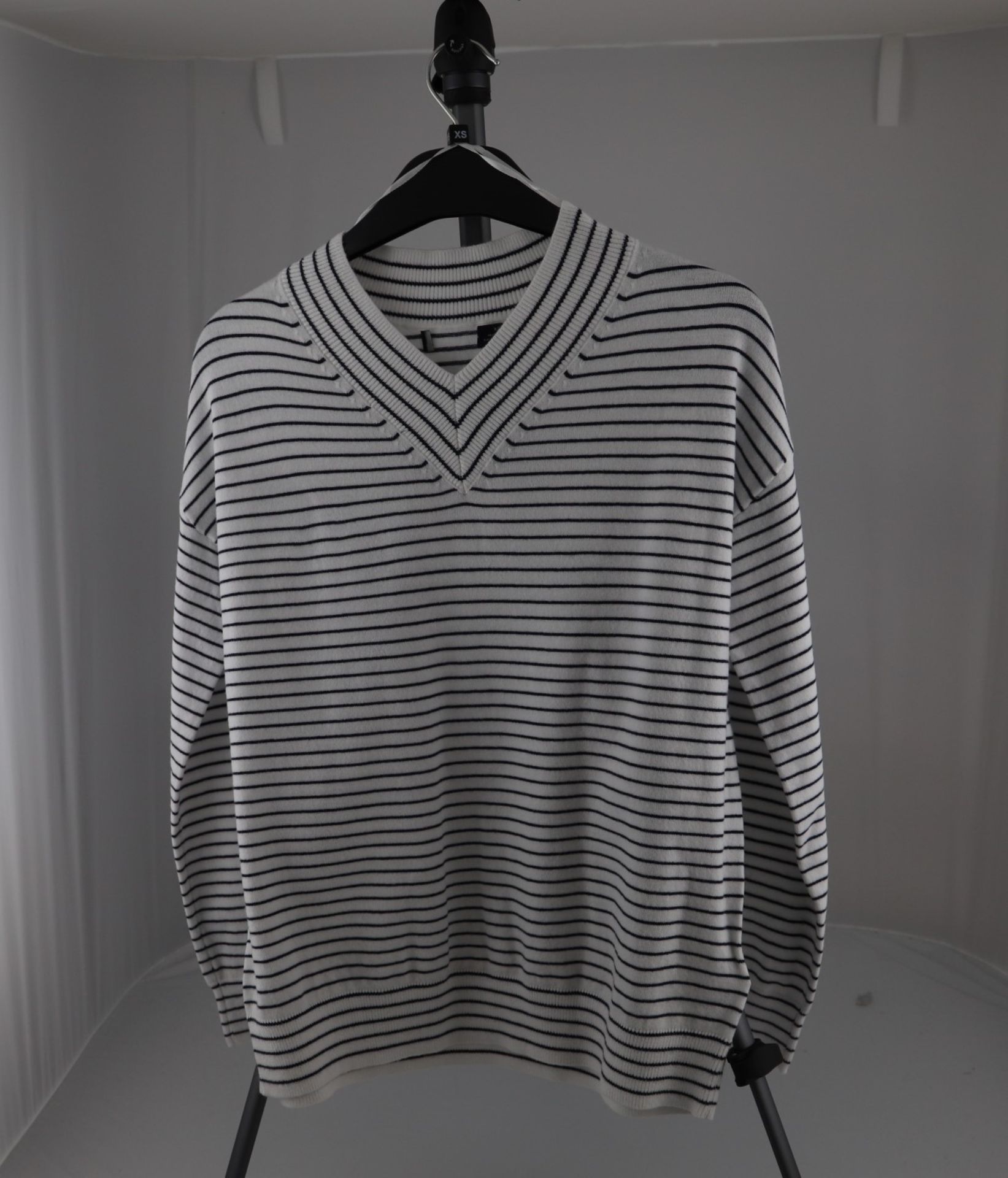 1 x mixed box = 20 items of Grade A M&S Womenswear Clothing. Approx Total RRP £390 - Image 3 of 3