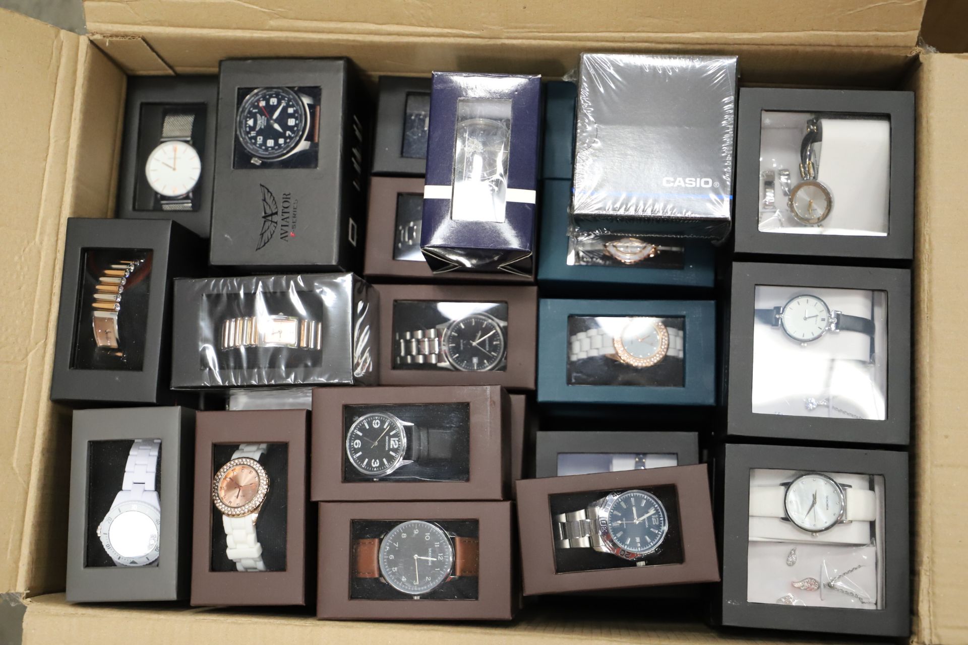 Mixed box of x 84 Watches. Brands include Maserati & Sekonda. Approx total RRP £2643 - Image 4 of 4