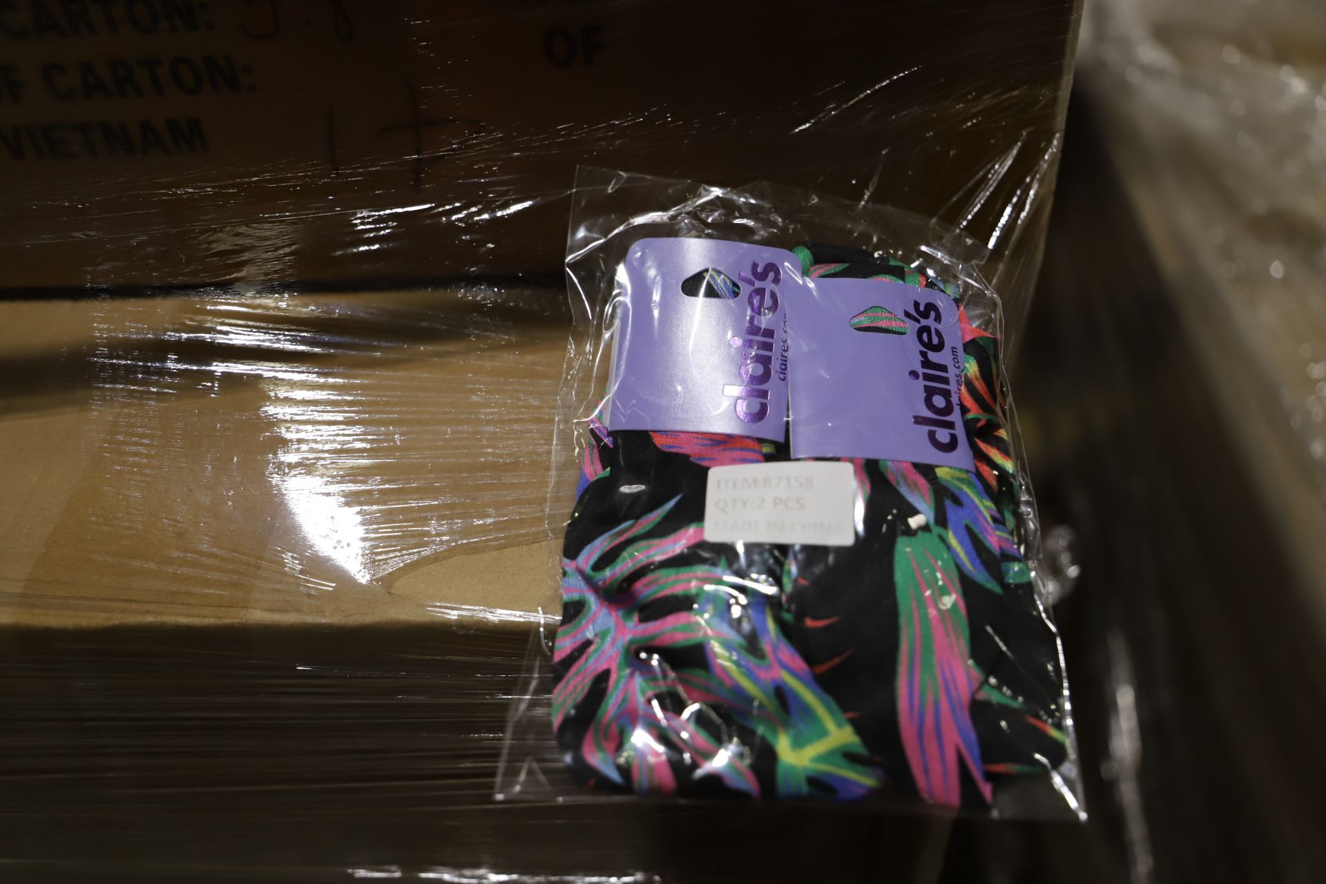 1 x Mixed pallet of Claire's Accessories Grade A stock. - Image 5 of 5