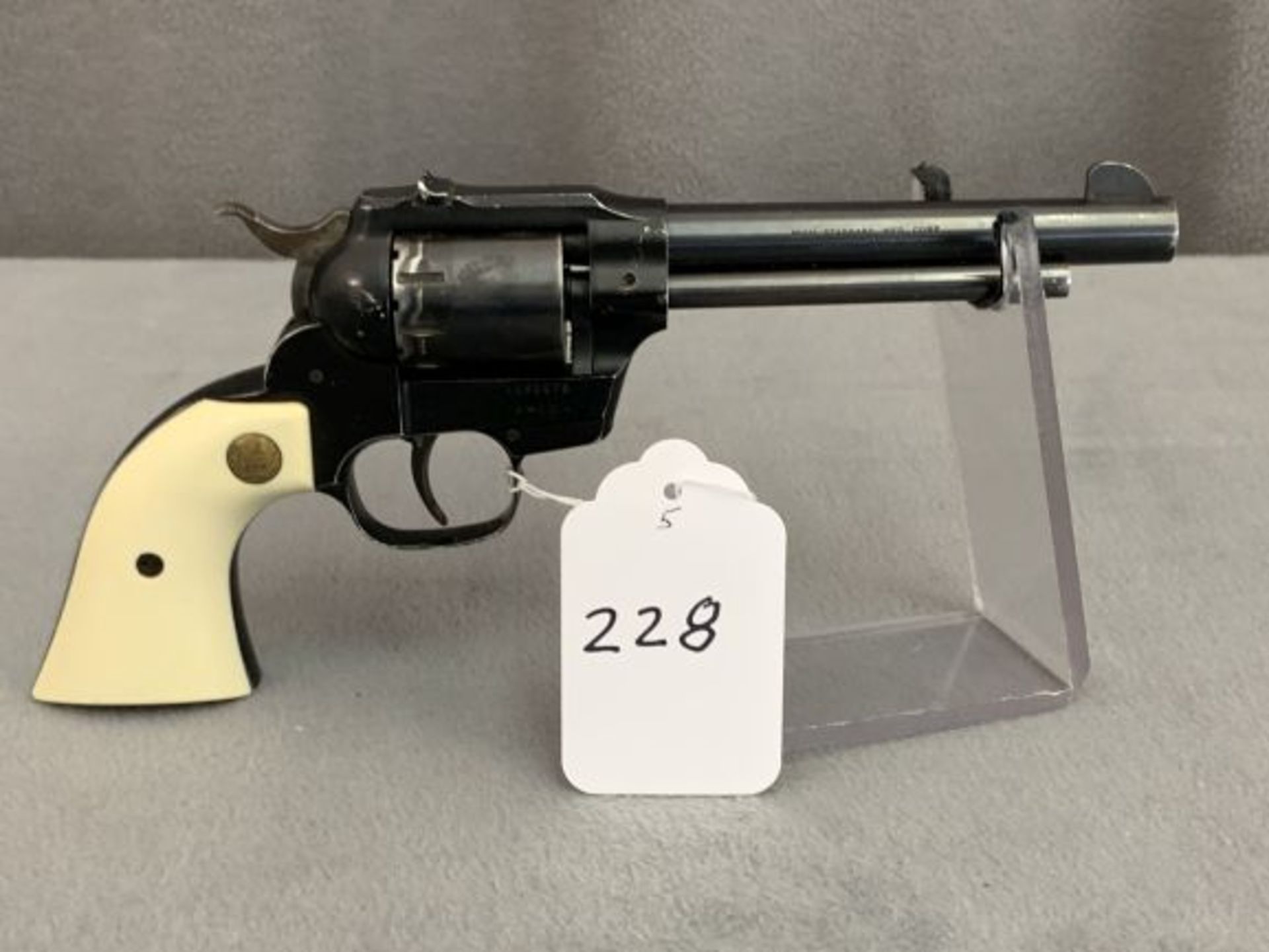 228. Hi Standard Double 9, .22LR Revolver, SN: 1290273 - Image 8 of 14