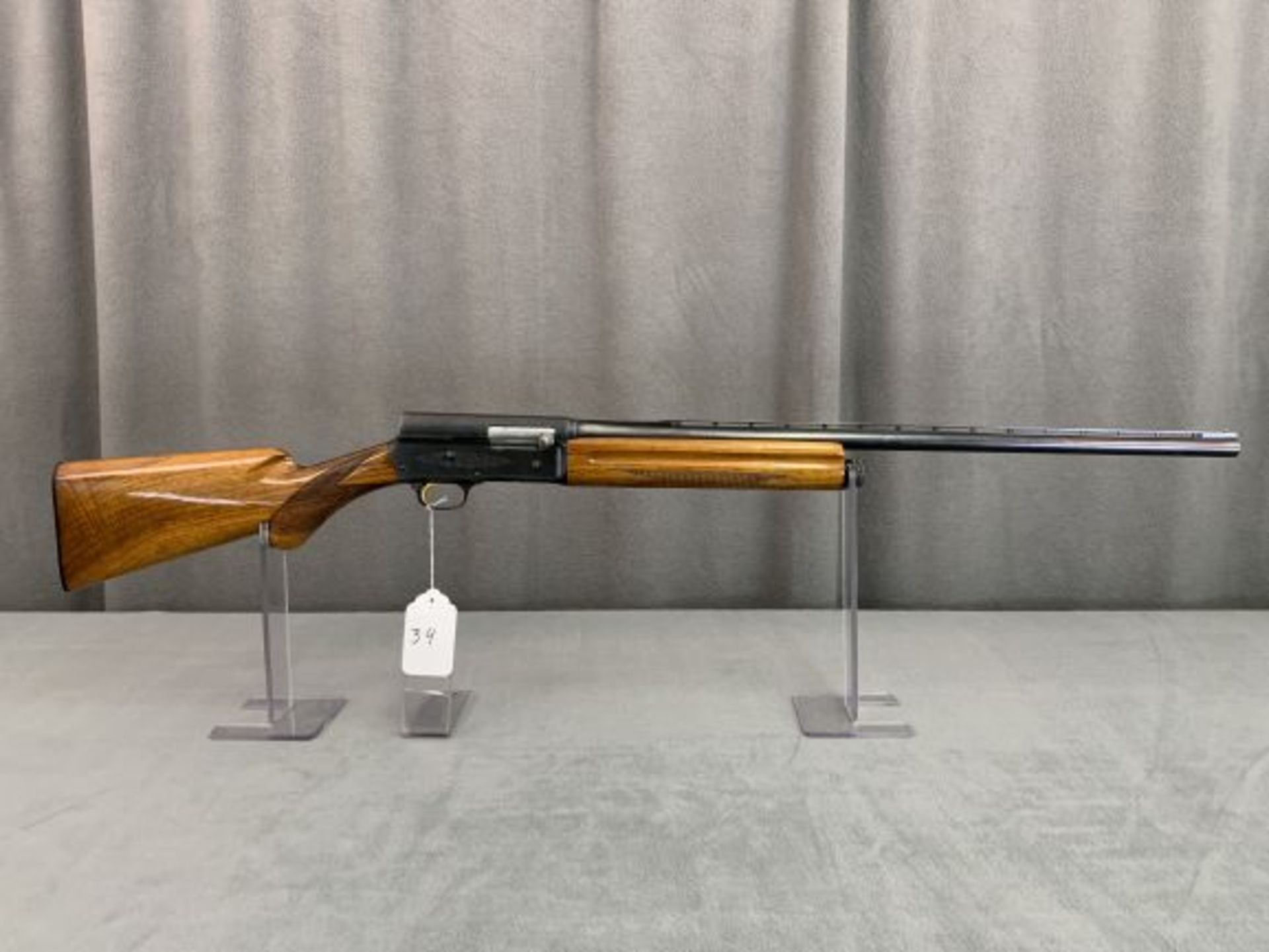 34. Browning A5 Light 20, Belgium 20ga, 26" Vent Rib, Imp Cyl Choke, SN: 3Z74526