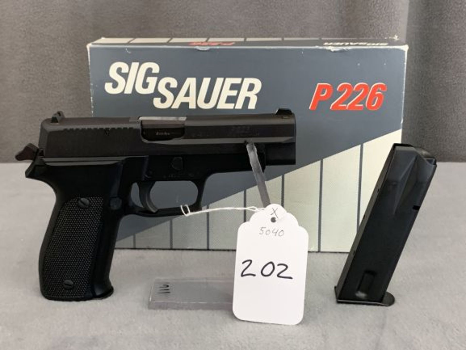 202. Sig Sauer P226 9mm, Box, SN: U482017